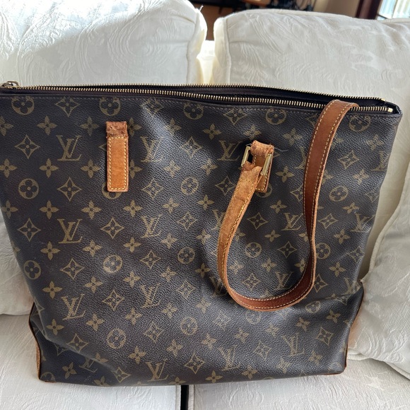 Authentic Louis Vuitton extra Large tote - Picture 2 of 3